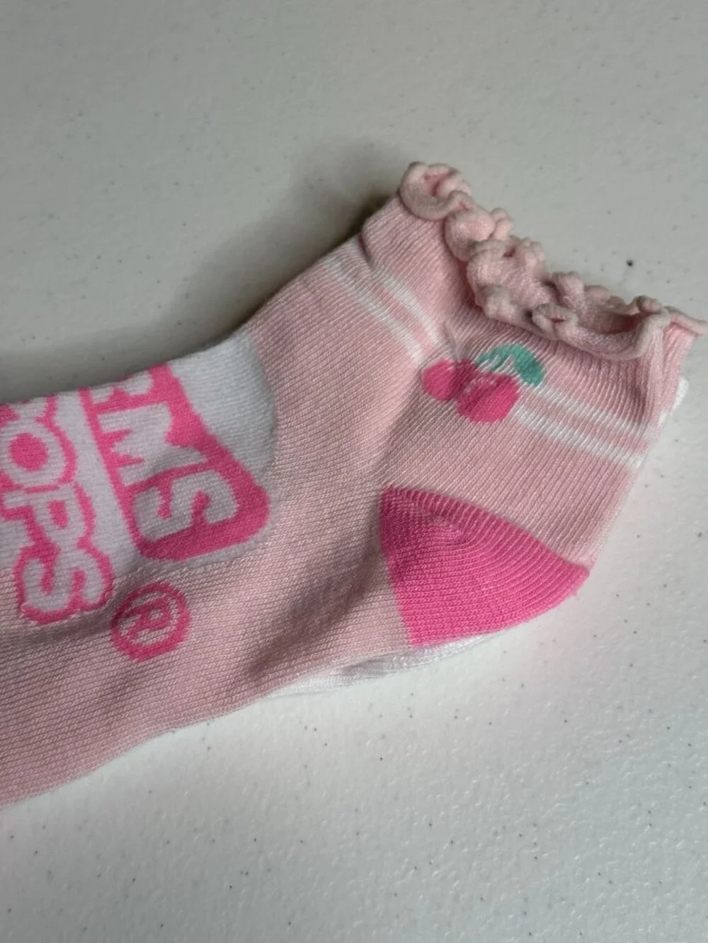 Charms Cherry Blow Pop 2 Pair Low Cut Ankle Socks Womens 4-10 Pink NWT